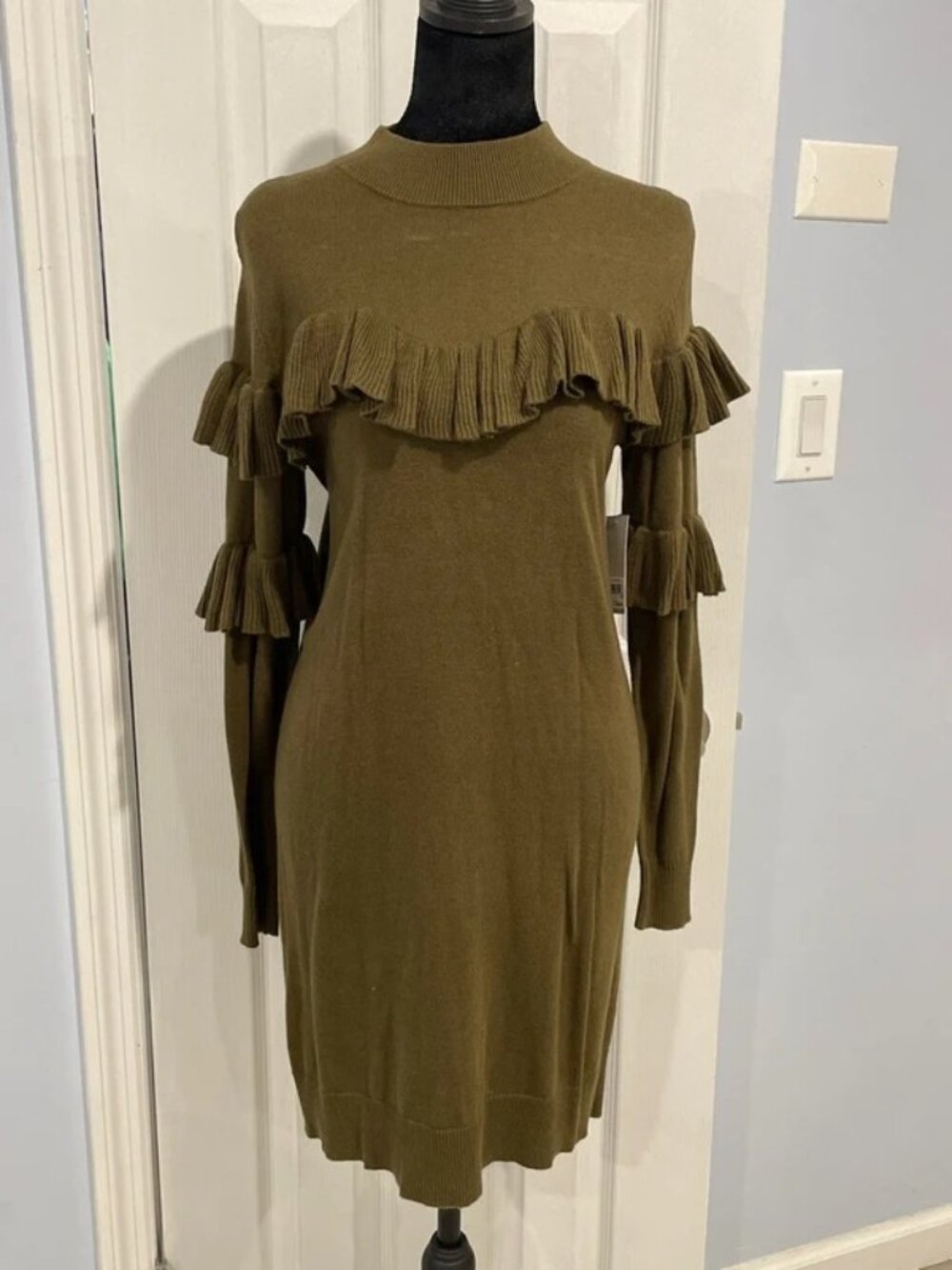 BP. Women’s Green Ruffle Sleeve Sweater Dress XXS NWT